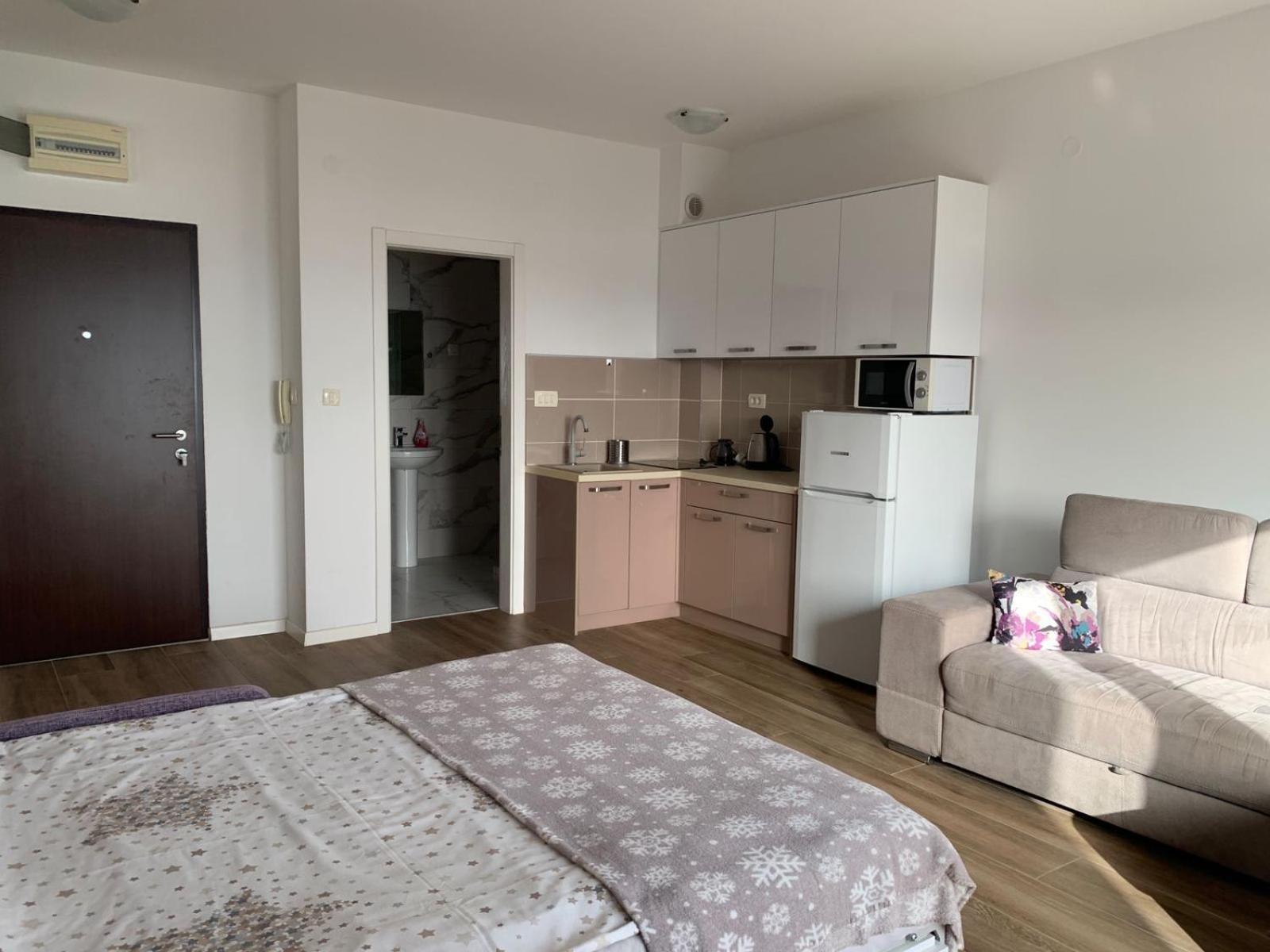 Apartments Gc 3 Rafailovići Zewnętrze zdjęcie